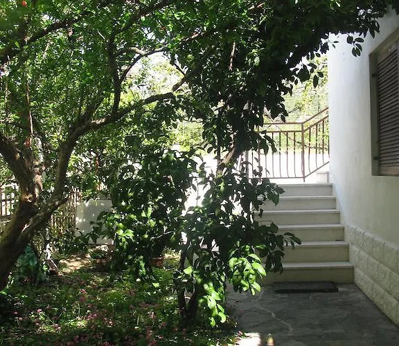 Cvita & Slavko Konukevi 3*