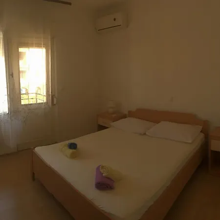 بيت ضيافة Cvita & Slavko